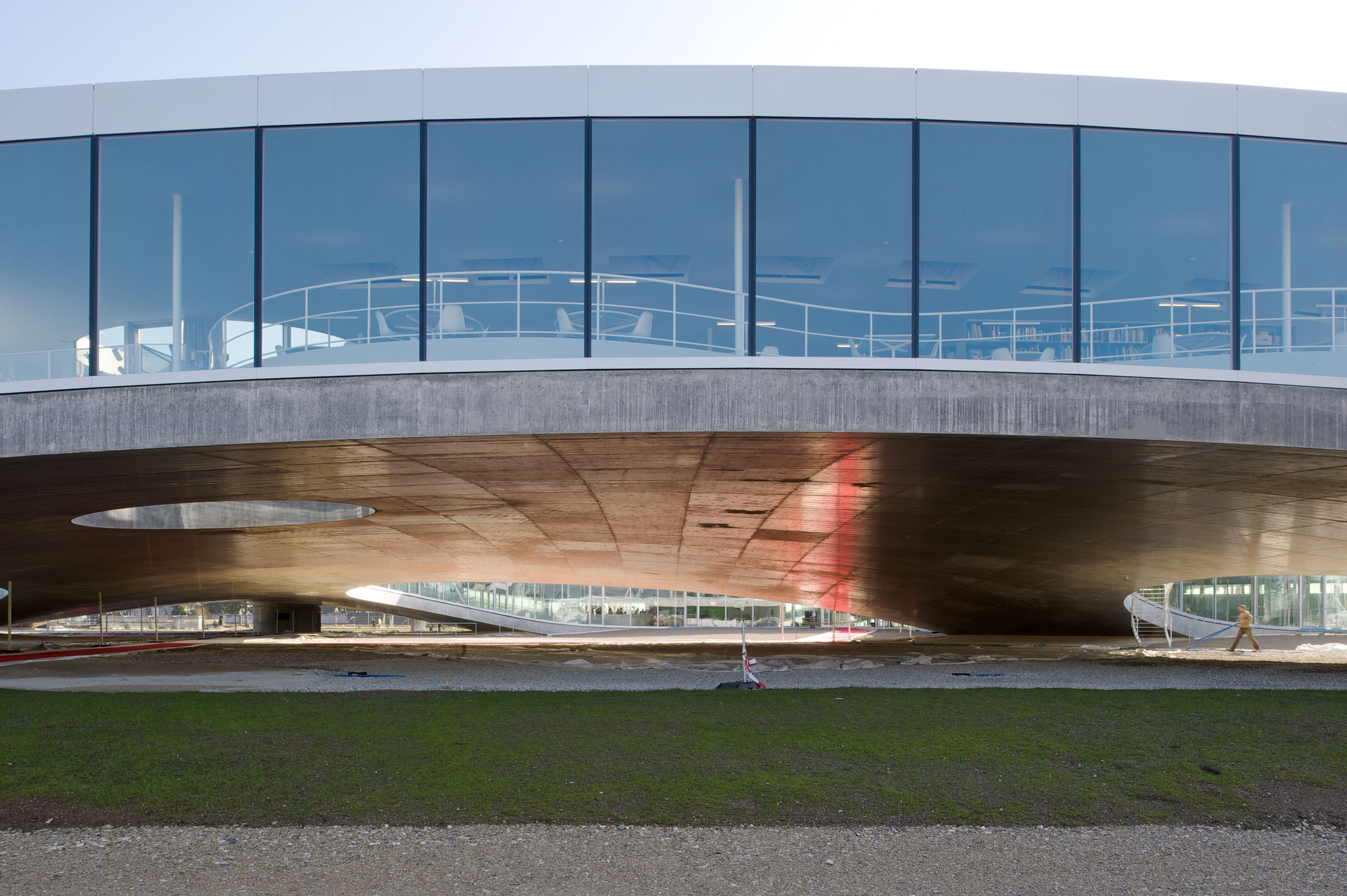 SANAA | EPFL Rolex Learning Center